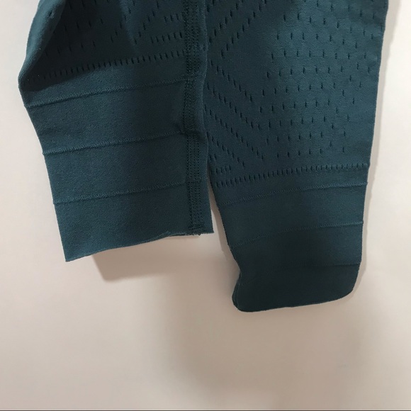 Free People NWT High Rise Self Hem Ecology Leggings Seamless Alaska Night M New - Picture 6 of 8